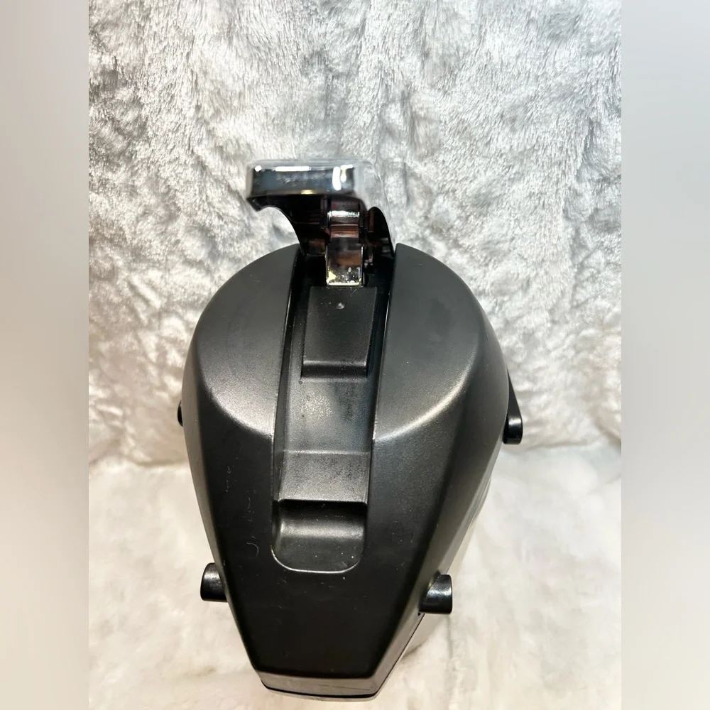 Bunn 2.5 Liter Stainless Steel Lined Lever Action Airpot 32125.0000